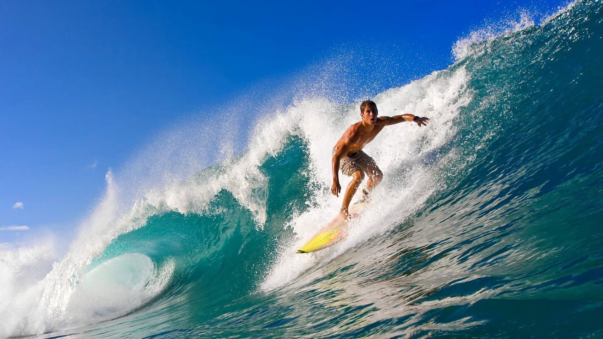各地青少年足球联赛火热进行,挖掘潜力新星不断涌现,全国青少年足球