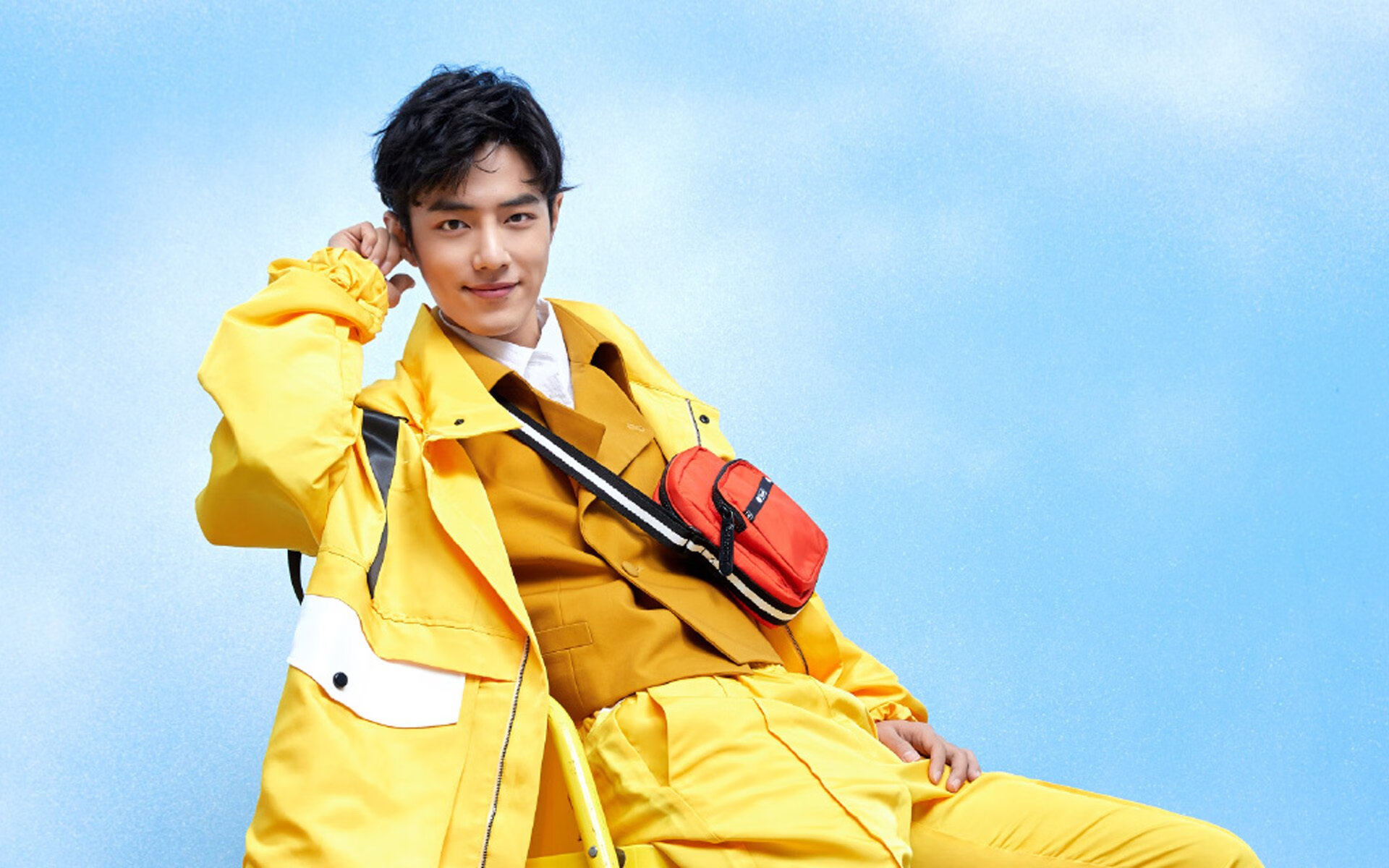 kaiyun官方入口登录-足球文创市集在球迷广场盛大开幕，足球文创产品